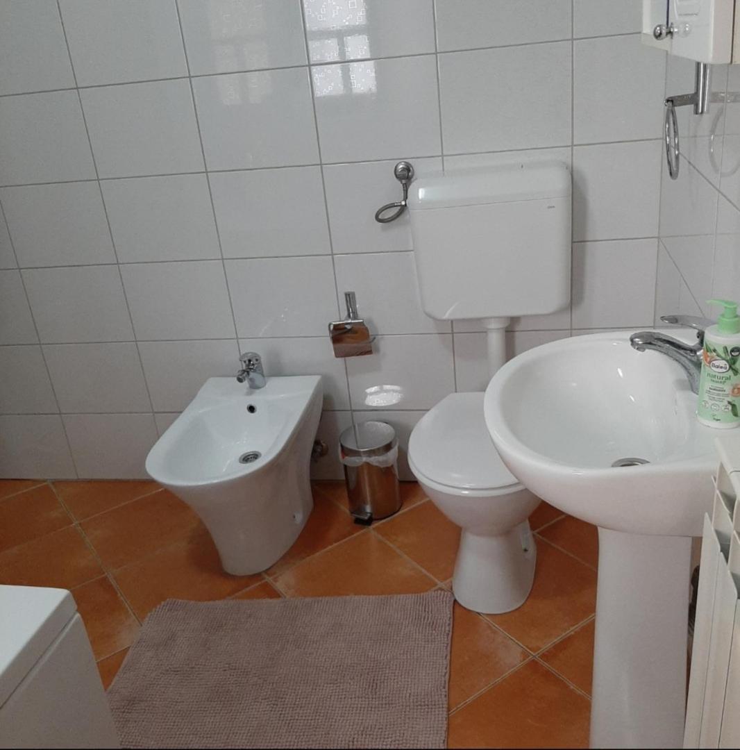 Relax Apartman Фойница Екстериор снимка